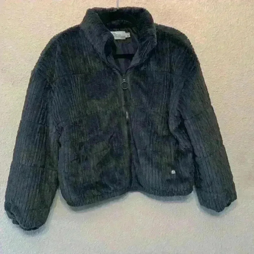 Grey The American Outdoorsman jacket sz M soft cozy warm chunky cropped casual